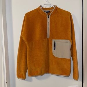Patagonia 1/2 zip fleece